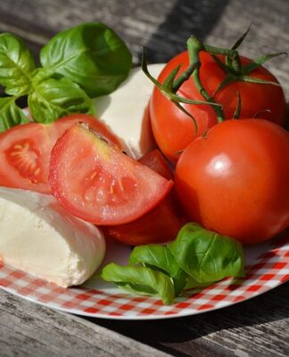 Co jest zdrowsze mozzarella czy ser żółty?